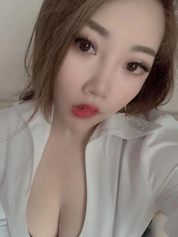 汉口大熊美女一枚